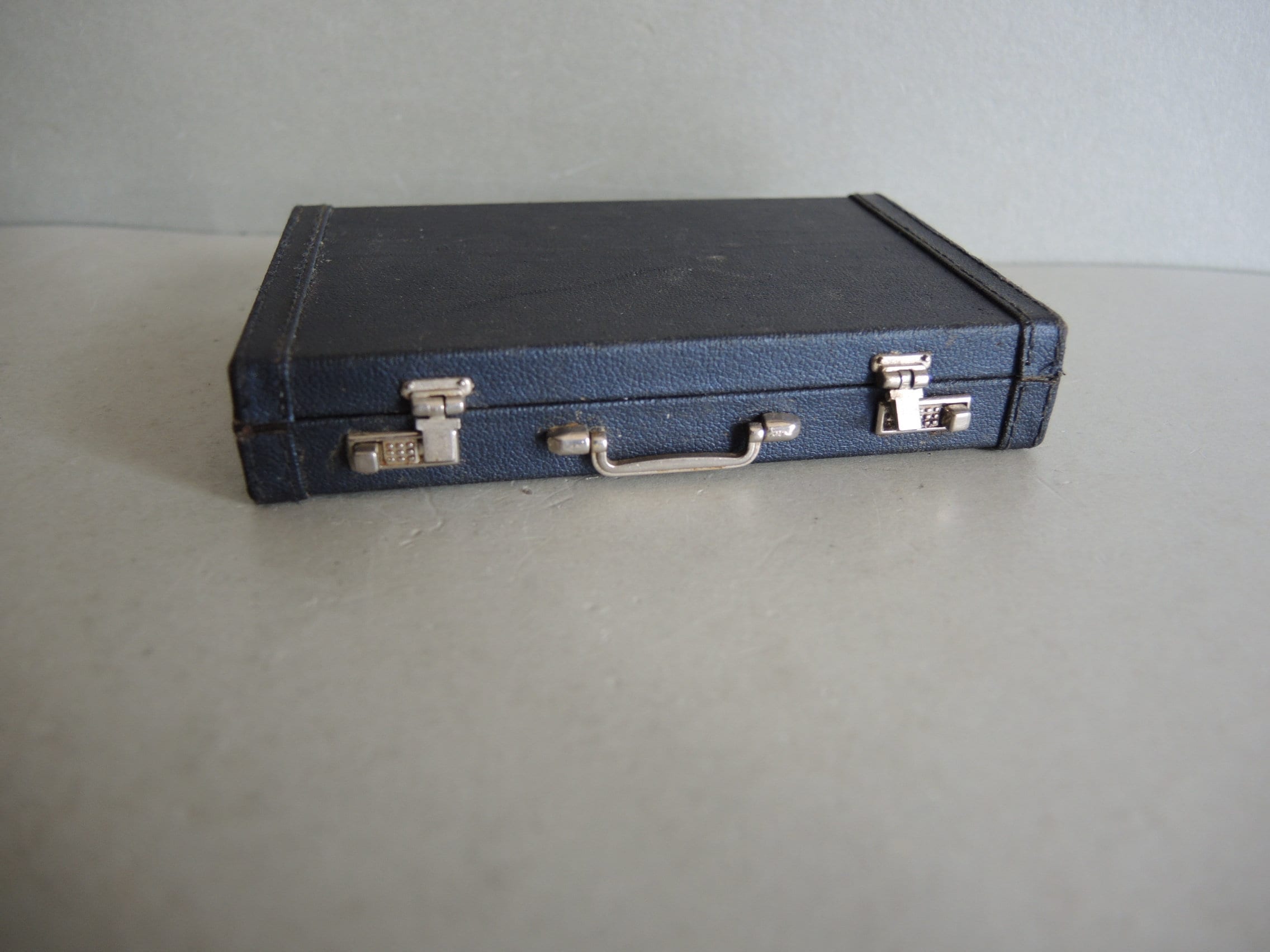 Vintage Elegant Dark Oak Finish Silverware/flatware Storage 