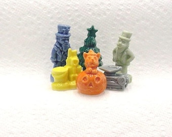 Red Rose Tea Wade Whimsie Figurine Calendar American Series 7 Collectible