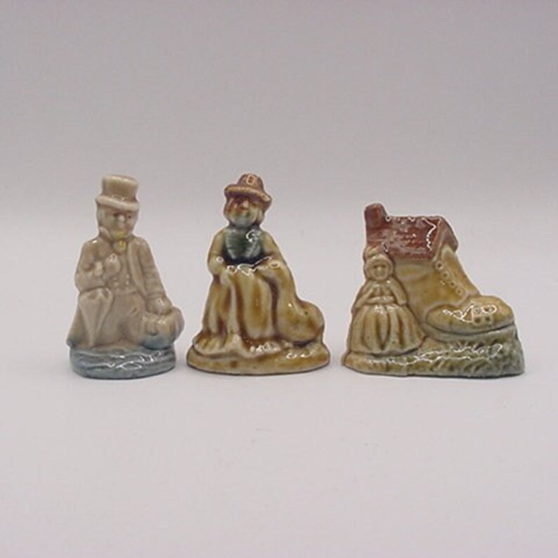 Red Rose Tea Wade Nursery Rhymes Red Rose Tea Figurines 19711979 Canada Series Etsy