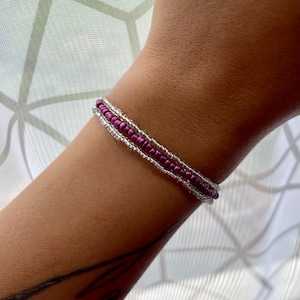 Stretchy stackable seed bead bracelets
