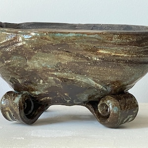 Medium-sized bonsai bowl, square (L 21.5 cm), glazed on the outside, turquoise accents, spiral feet, handmade in my Munich pottery studio