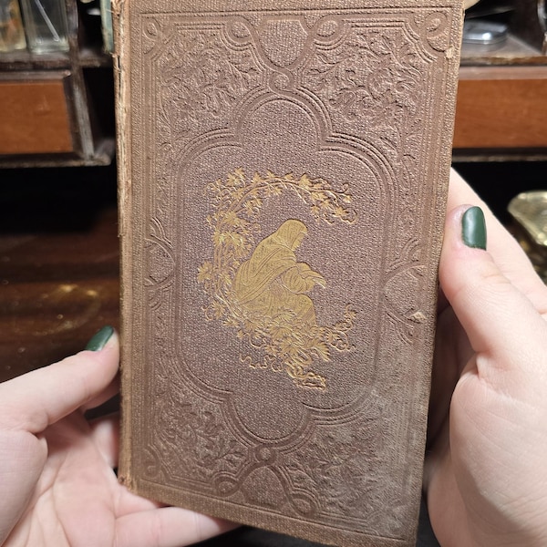 Oracle from the Poets 1849 by Caroline Gilman Victorian fortune telling book