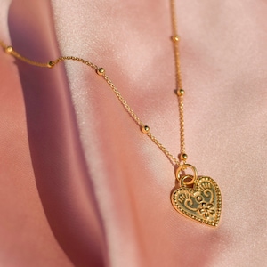 heart necklace vintage heart love necklace valentines day gift minimal necklace dainty necklace medallion necklace gold necklace  MILANO