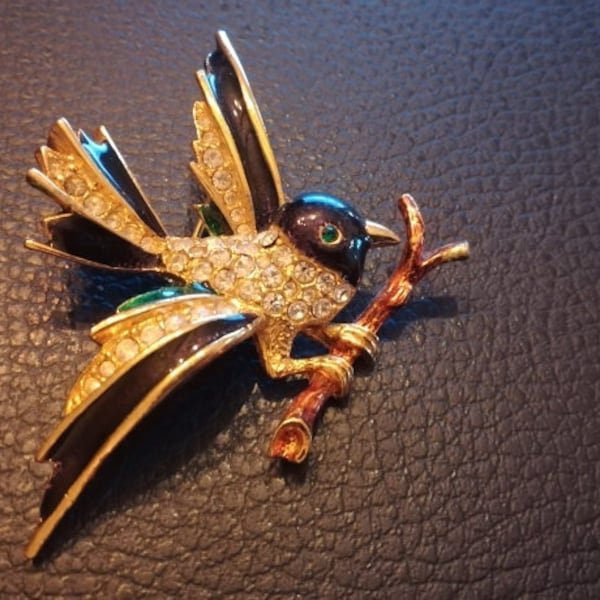 Superb vintage brooch signed