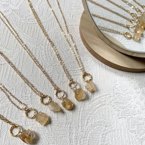 Citrine Necklace / Raw Citrine Necklace / Crystal Necklaces / Healing Crystal Necklace / Minimalist Necklace / Gold Citrine Necklace