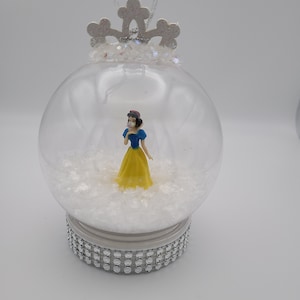 Snow White Snowglobe Ornament