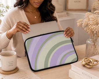 Funda para portátil Retro Arc verde lavanda / Rayas arcoíris pastel