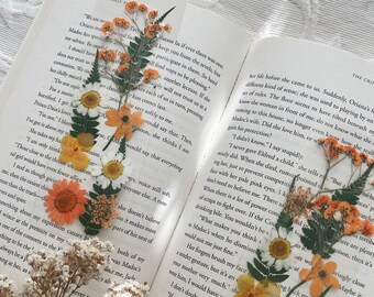 orange + white pressed flower bookmark | real dried flowers | bookmark for women | gift idea | bookmark set | bookmark with tassel