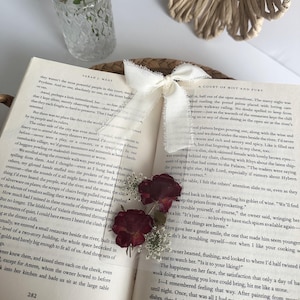 Real Pressed Rose Bookmark - Bookish Accessories Romance Reader - Book Lover Book Club Gift - Laminated Real Dried Floral Page Marker