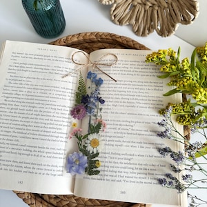 Bokmärke med pressade vildblommor - Torkade blommor Laminerade bokaccessoarer Present till läsare Bokälskare - Sidmarkör bild 6