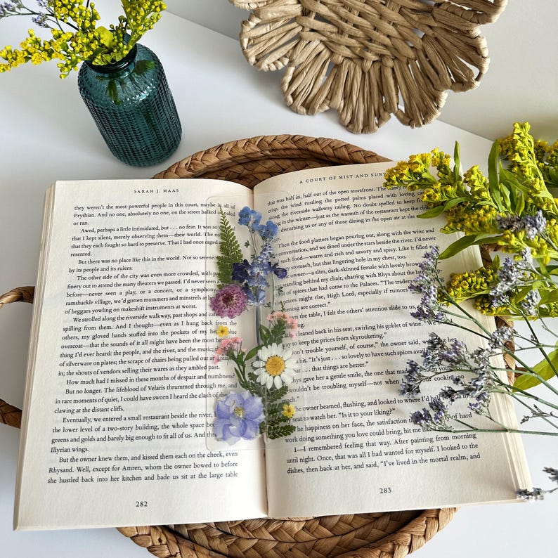 Bokmärke med pressade vildblommor - Torkade blommor Laminerade bokaccessoarer Present till läsare Bokälskare - Sidmarkör bild 8