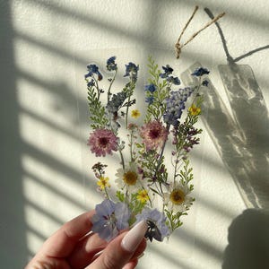 Marcapáginas de flores silvestres secas prensadas - Accesorios para amantes de los libros - Regalo para lectores - Juego de marcapáginas laminados para mujeres - Amante de los libros