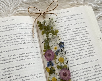 spring wildflower bookmark | real dried flowers | bookmark for women | gift idea | bookmark with tassel | book club | custom bookmarks