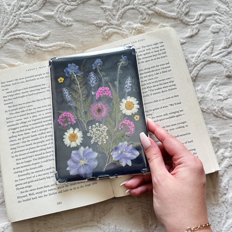 Pressed Flower Kindle Insert - Real Dried Wildflowers Kindle Case for ...