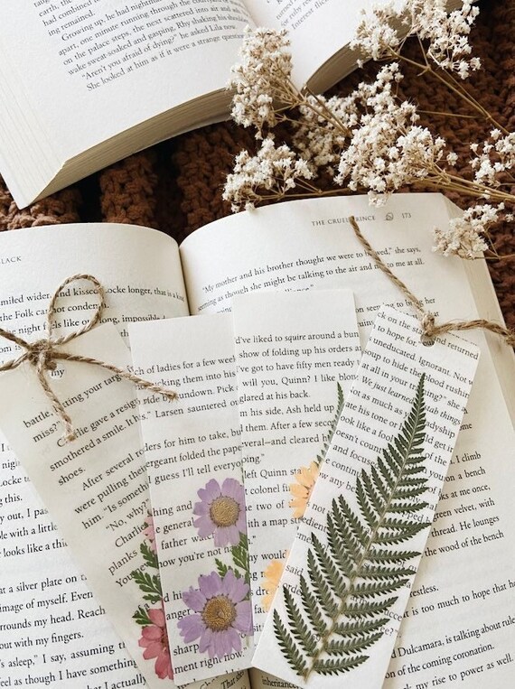 Dried Flower Resin Bookmark + Page Holder Set