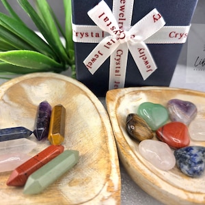 14 Chakra Natural Heart  Crystals Healing Stones Sets and Hexagonal Points Healing Crystals Stones Sets | Gift Box Included!!!