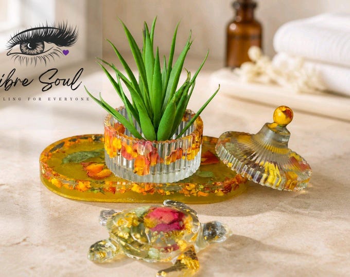 Dried Flower Resin Tray  & Trinket Box Designed with Fresh Dried Roses   Handmade | Decorative|