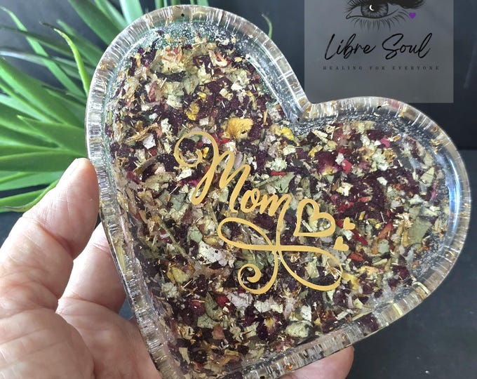 MOM  5" Heart Tray w/ Natural Dried Roses ~ Inspired by Libresoul Creations