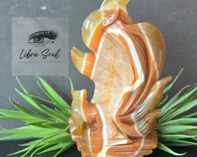 Carnelian Quartz Nine Tails Fox Carving: Banded Crystal Sculpture