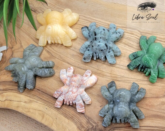 Natural Crystal Carved Spiders~ Super Cute