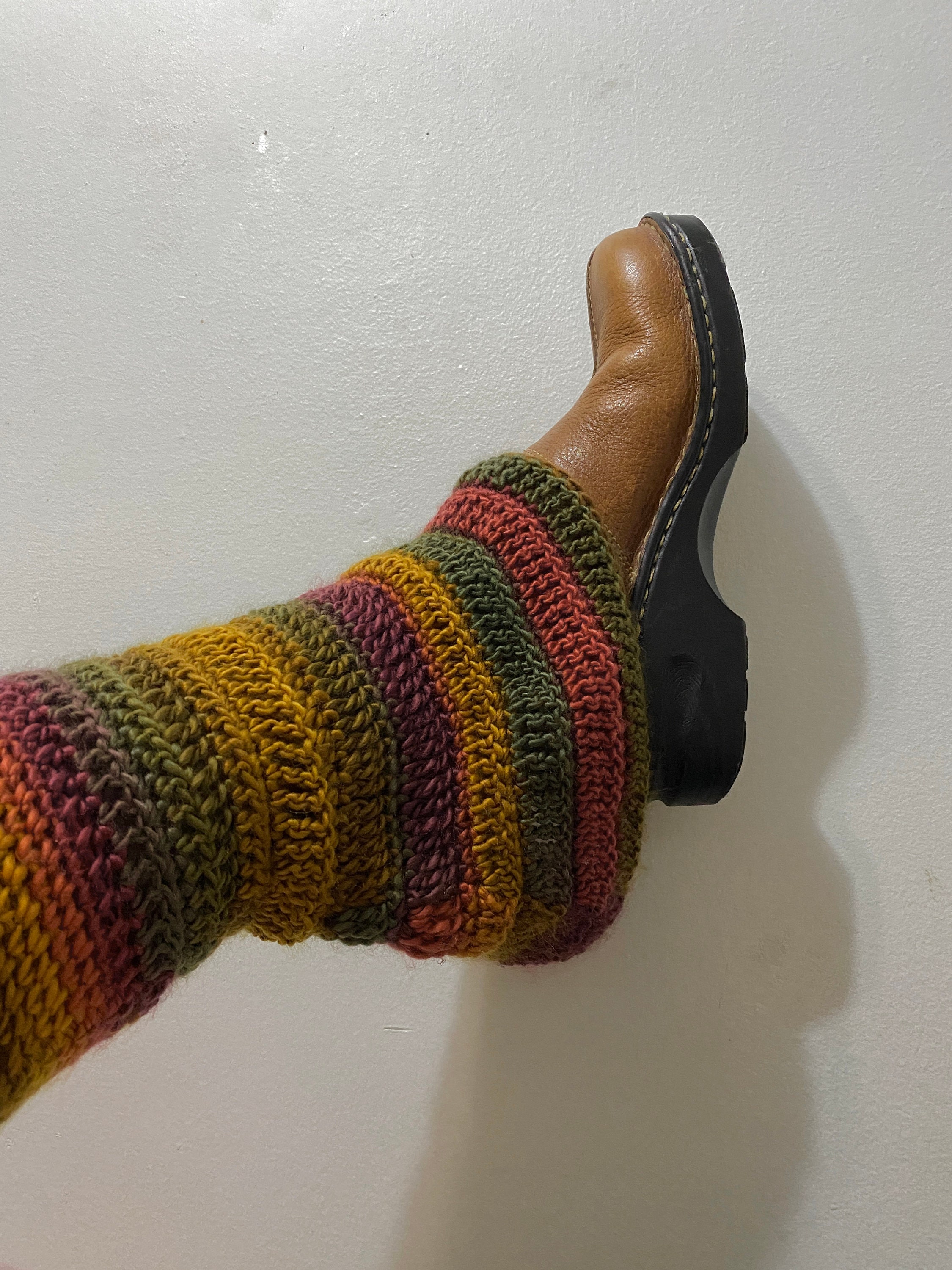Swell Leg Warmers Free Crochet Pattern - Gleeful Things