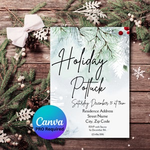 Könnte beinhalten: Eine blaue und weiße Aquarell-Einladung mit einem winterlichen Kiefern-Zweig-Design. Der Text lautet "Holiday Potluck" und enthält Details für eine Party am Samstag, den 15. Dezember um 19 Uhr. Die Einladung enthält auch eine Adresse, einen Straßennamen, eine Stadt, eine Postleitzahl, RSVP-Informationen und eine Telefonnummer.