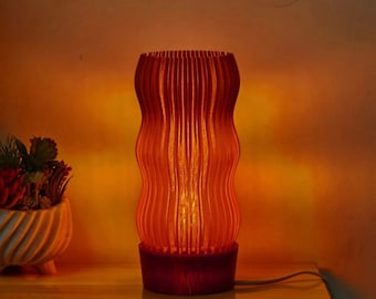 Lampe de table Wave AMBER imprimée en 3D avec 99 % de plastique recyclé - Lampe LED - Ampoules LED incluses