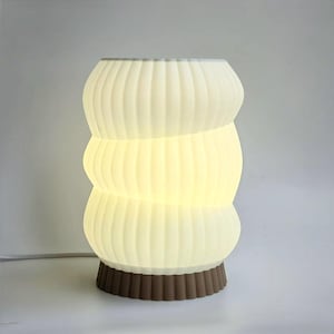 Warm Layers - Modern LED Table Lamp with Triple-Tiered Design - Blub include - Amber Wavy Lamp - Retro Lamp