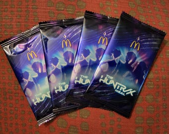 The Huntrix Meal Lunch/Dinner NEW/UNOPENED KPOP Demon Hunters McDonald's Netflix Colletible Trading Cards For The Fans