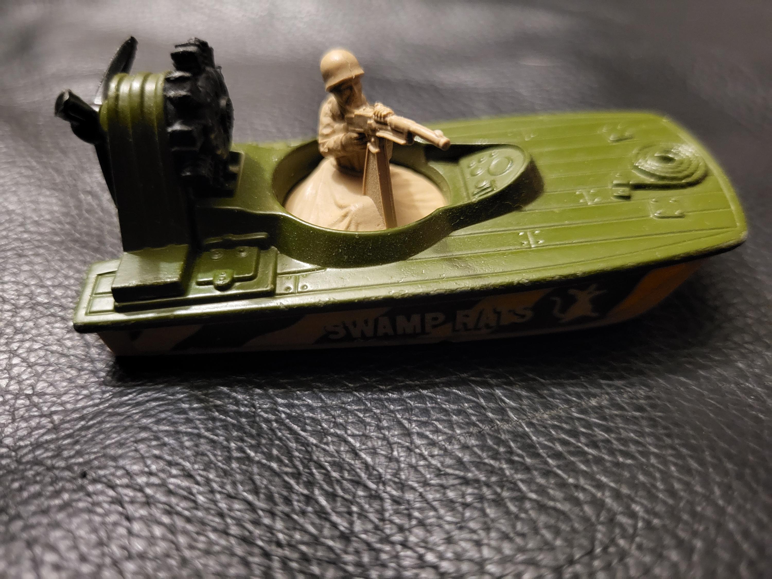 Lot véhicules militaires dinky toys + Solido • EUR 65,00