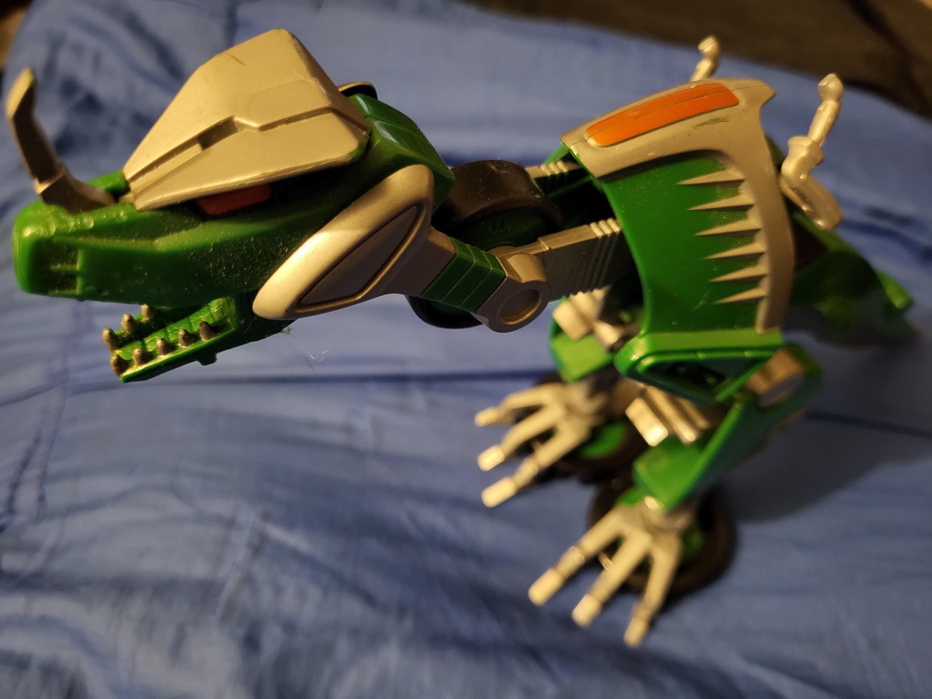 D.I.C.E. DNA Integrated Cybernetic Enterprises- Motoraptor