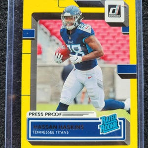 Carte de football Panini Donruss 2022 de Hassan Haskins, classée recrue, classée à la presse