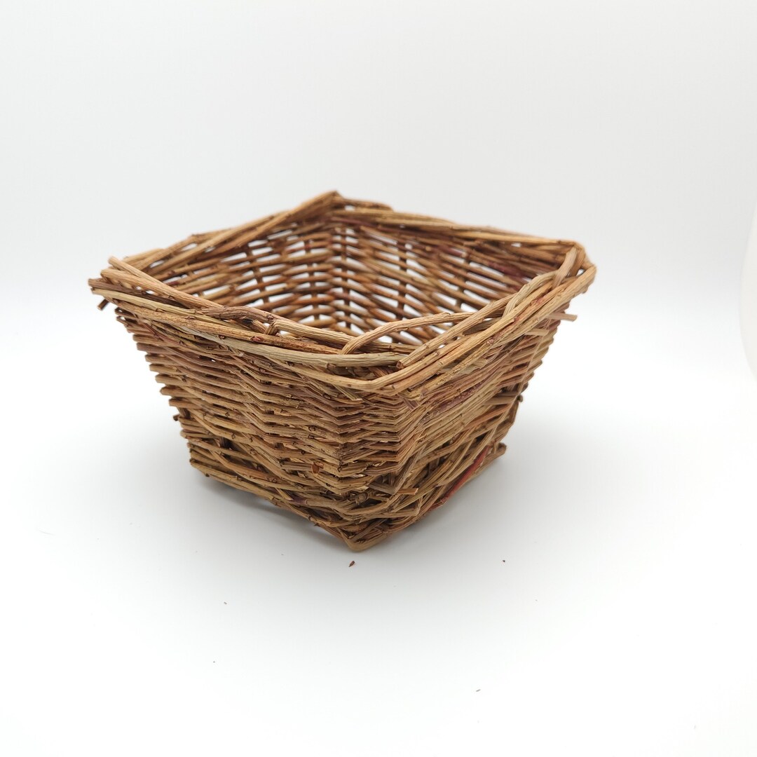 Large Wicker Basket for Rabbit Toys or Hay Feeder Natural Willow Chew