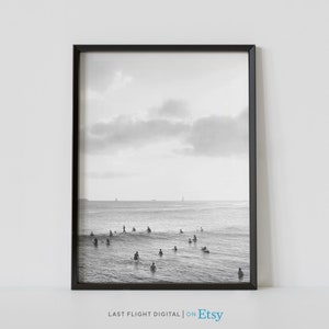Hawaii Print, Honolulu Poster, Hawaii Poster, Honolulu Print, Island, Tropical, Black White Photo, Beach, Surfer Print, Ocean Waves, Surfing