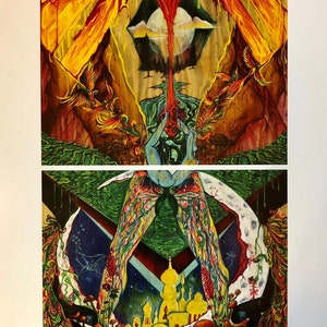 Könnte beinhalten: Ein surrealistisches Gemälde mit einer lebendigen Farbpalette. Die obere Hälfte zeigt ein feuriges, abstraktes Design in Rot-, Gelb- und Orangetönen. Die untere Hälfte zeigt ein komplexeres Design in Grün-, Blau- und Violettönen. Das Gemälde zeigt eine Vielzahl von abstrakten Formen und Symbolen, darunter ein Augenpaar, einen Mund und eine Reihe von Gebäuden.