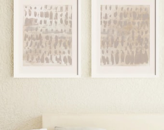 Juego de 2 láminas decorativas de pared en color beige, estampado abstracto neutro, arte de pared relajante para el dormitorio, arte para colocar encima de la cama, láminas de spa Japandi (descarga digital).