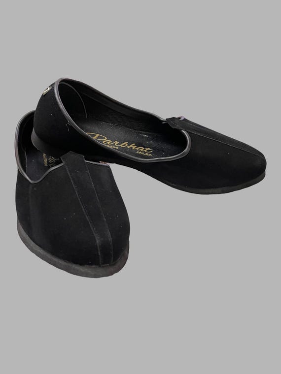 Punjabi Jutti Sacred Style Store