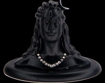 Adiyogi Shiva-beeldje voor autodashboard en huistempel - Lord Shiva-beeldje - Zwarte hars Mahadev-beeldje, Hindoeïstisch spiritueel cadeau