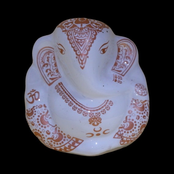 Siri Ganesh Ji Car Dashboard idol, Metal Table Top, Car dashboard accessories, Hindu god, Siri Ganesha, Gift Items, Hindu Items,