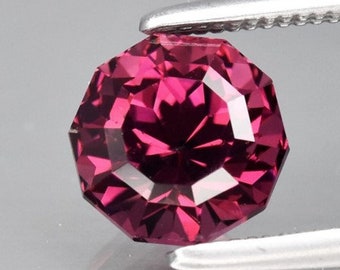 Stunning 1.85ct Purplish Pink Rhodolite Garnet, Mined in Mozambique