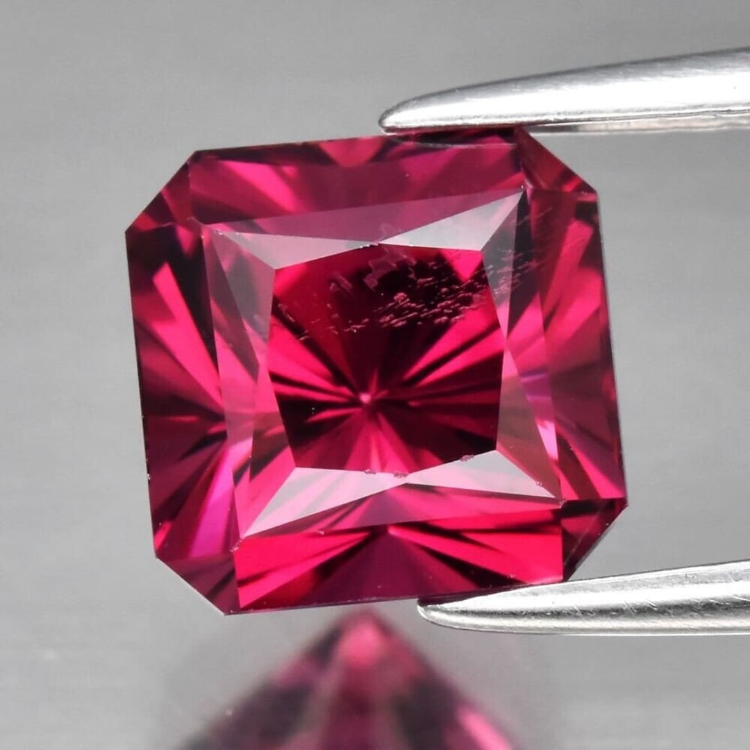 Elegant 3.61ct Tanzanian Rhodolite Garnet - Rich Purple Color and ...