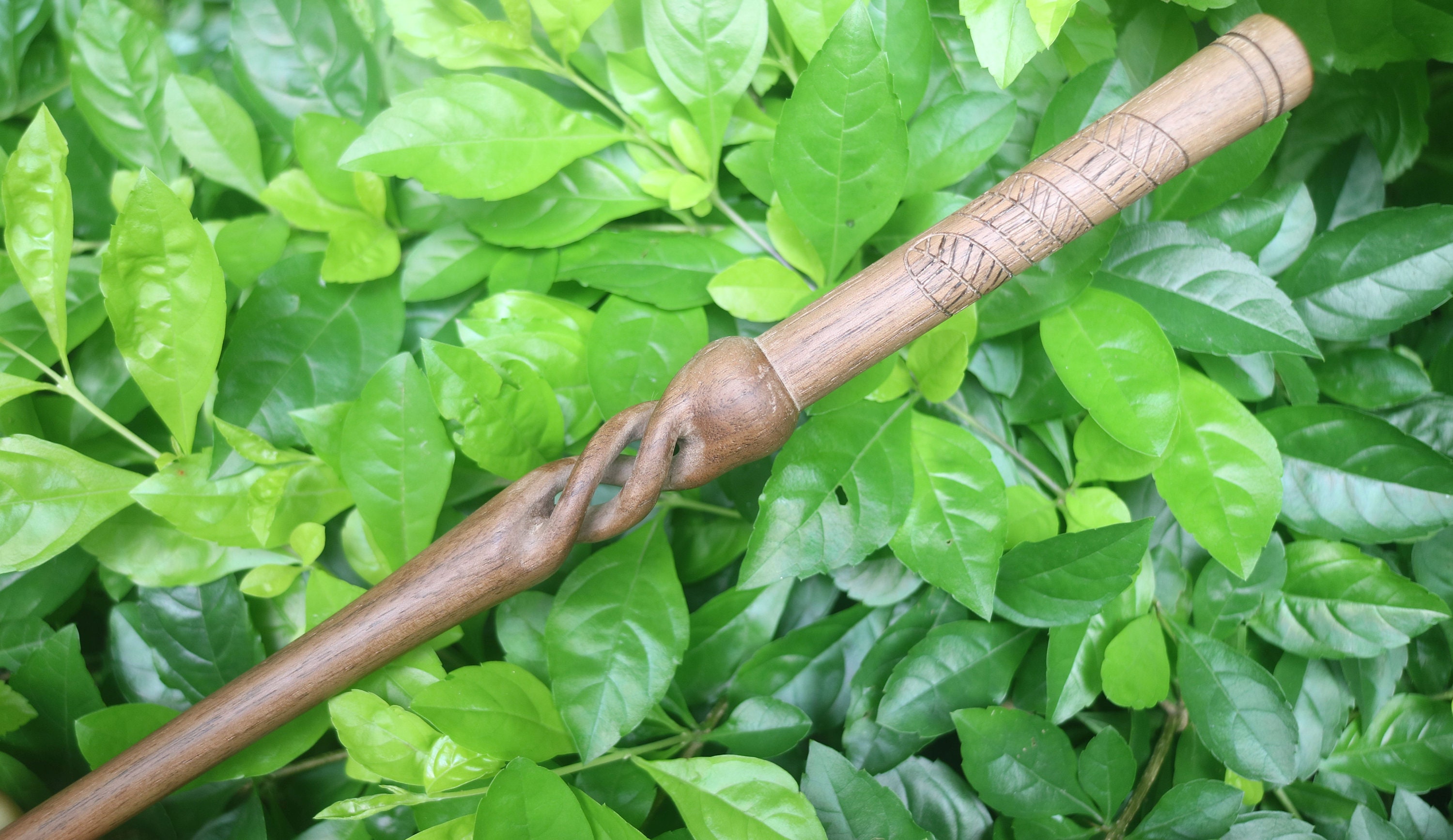 Carved Wooden Wands,hand Crafted Wand, Custom Magic Wand, Altar Wand