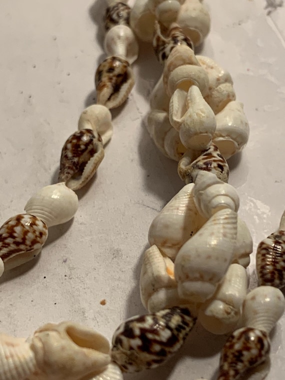 32 inch Shell Cluster Necklace - image 5