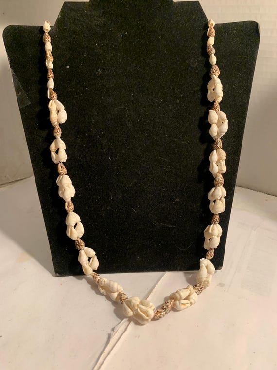 32 inch Shell Cluster Necklace - image 2