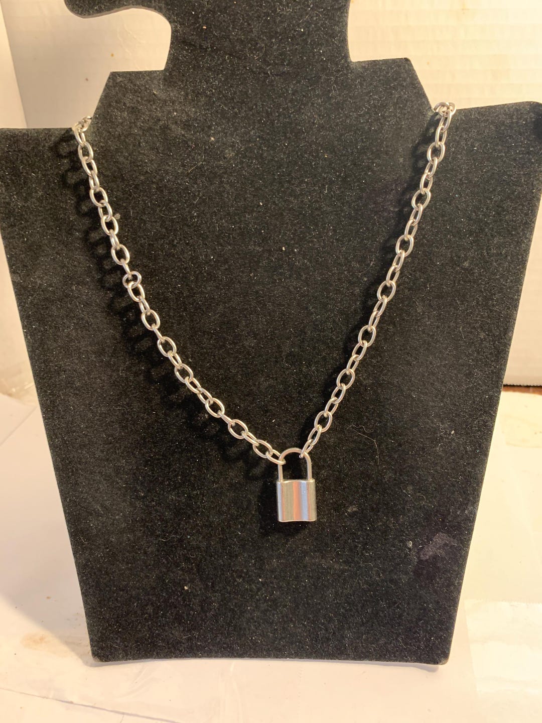 Silver Lock and Chain Pendant.....o - Etsy