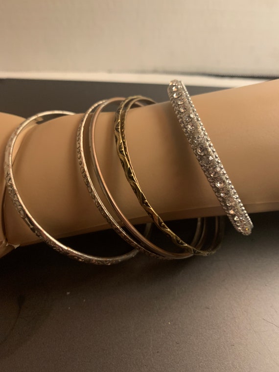 6 STACKABLE SILVERANDGOLDTONE BANGLES - image 7