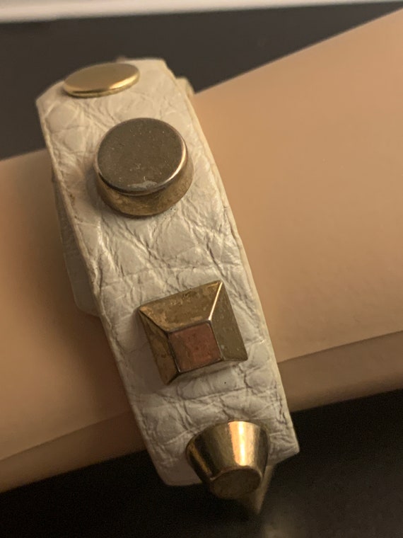 RUBBER STUDED SNAPBRACELET - image 3