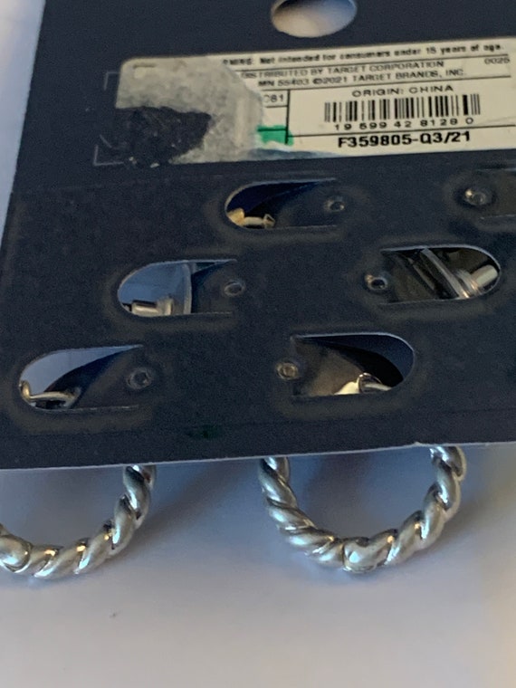 Universal Thread Silver Hoop Earrings - image 4