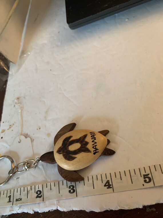 COCONUT TURTLE KEYCHAIN - image 4