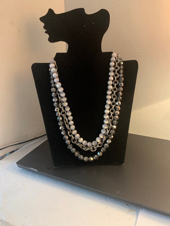3 STRANDED ASSORTED NECKLACE - image 1